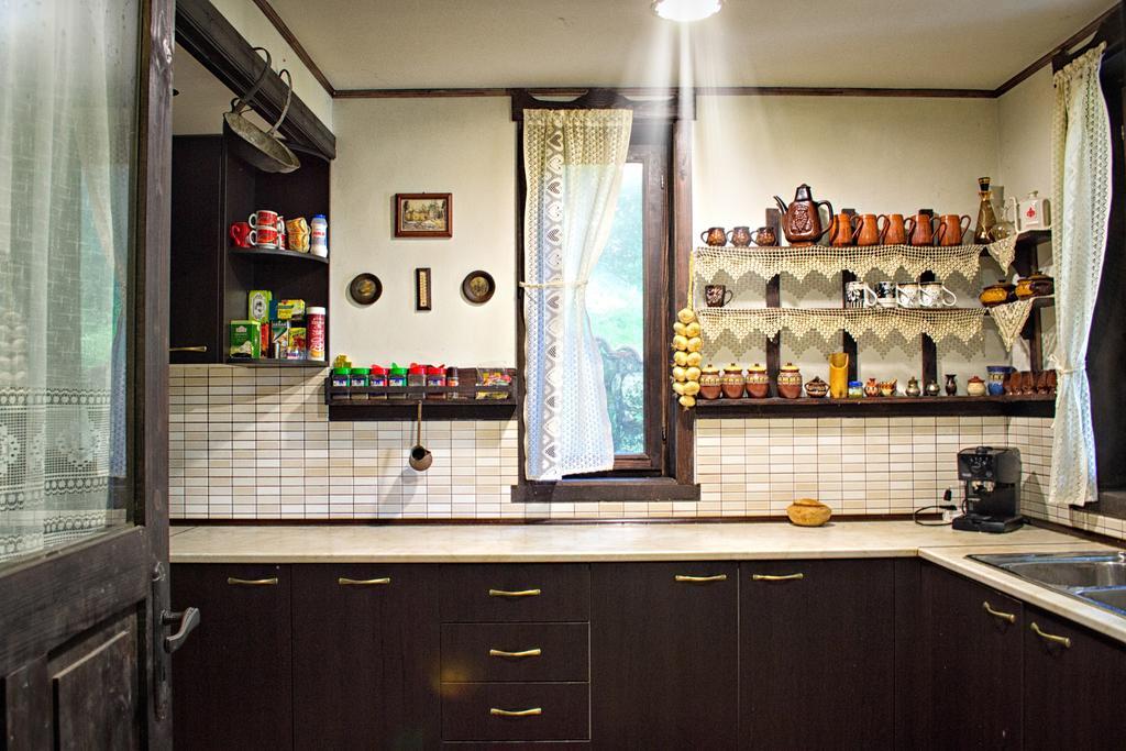 Milkovata Guest House Koshov 객실 사진
